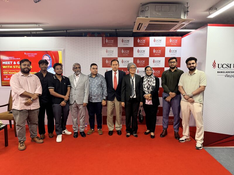 Alumni and staff at the UCSI University Bangladesh Branch Campus meet and greet